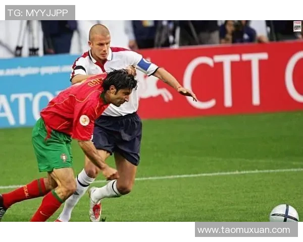 足球球星精彩一对一过人技巧集锦展现华丽脚法与突破能力